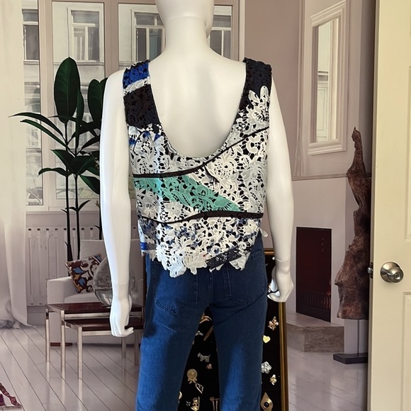 Bar III Printed Sleeveless Laced Top. Cobalt Glace Combo. Size XL. P63/A2289 - Picture 6 of 9